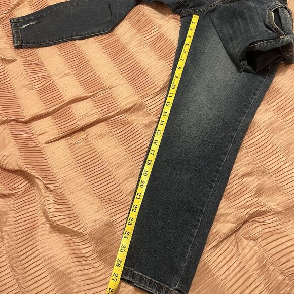 Refugee Size 12 Jeans Blue Distressed Cropped - Picture 6 of 6